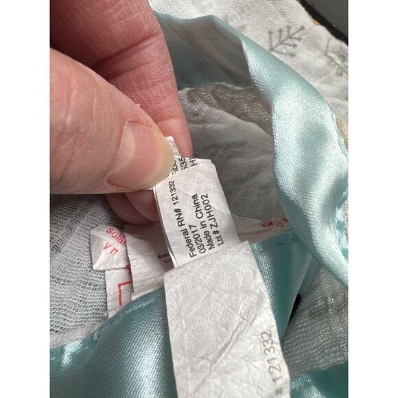 Bananafish Baby Security Blanket Lovey With Soft Plush Giraffe Head & Satin Trim - Picture 3 of 6